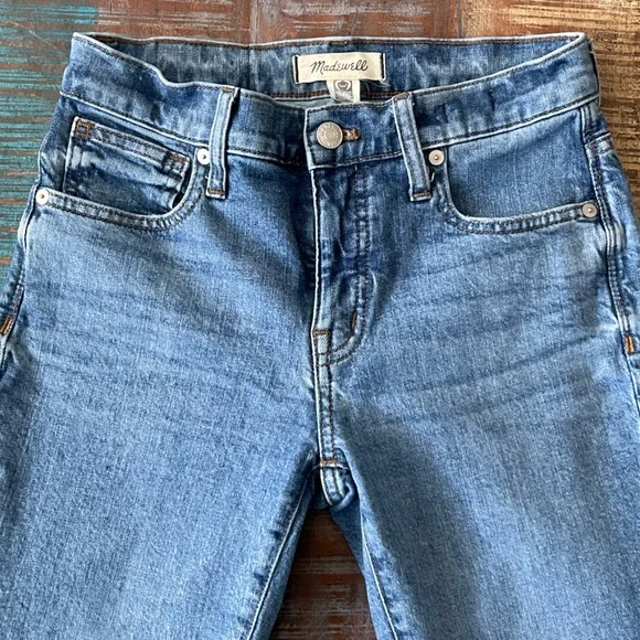Madewell 9” inch High Rise Skinny - Picture 4 of 7
